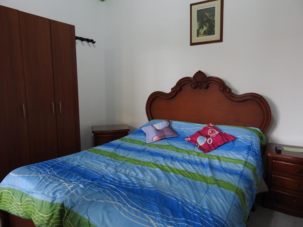 Hostal La Sultana Santa Rosa De Cabal Exteriér fotografie
