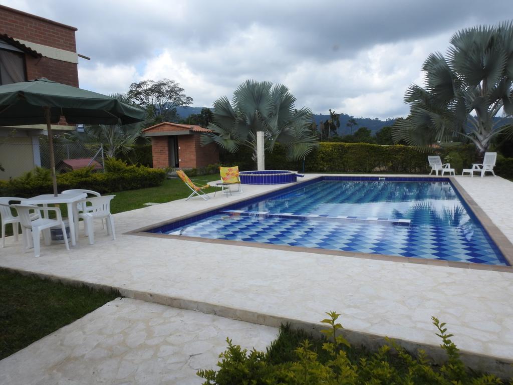 Hostal La Sultana Santa Rosa De Cabal Exteriér fotografie